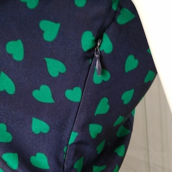 Forever 21 SZ Small Mini Dress Navy Blue with Green Hearts Flutter Cap Sleeve - Picture 7 of 10